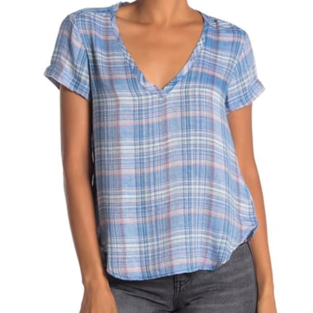 NWOT/Cloth Stone Short Sleeve V-Neck Tee/Medium